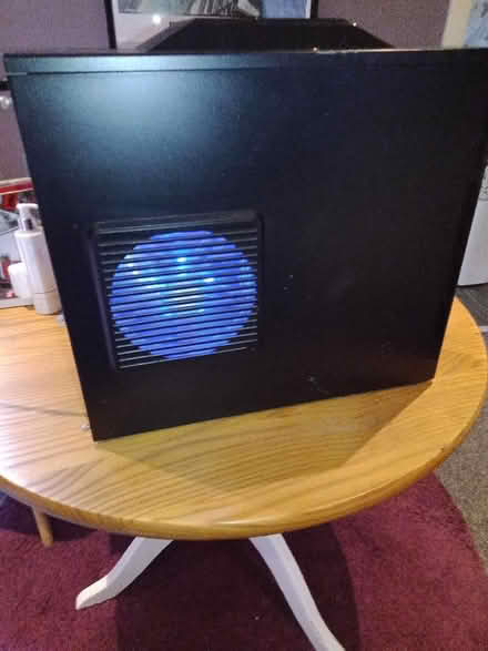 Photo of free Windows 10 Desktop Computer (Walton on the Hill L4) #3