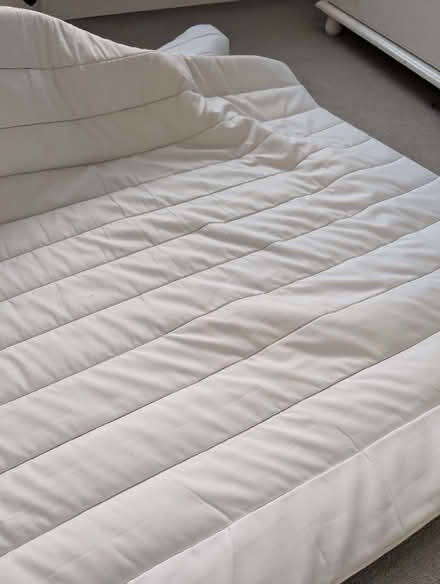 Photo of free Silentnight Mattress Topper (Streatham Hill SW2) #1