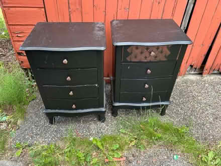 Photo of free 2x bedside cabinets (G535UQ) #2