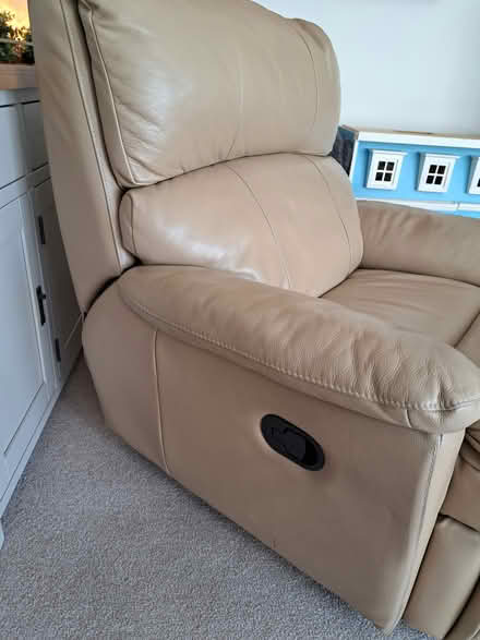 Photo of free Manual recliner leather (Bodenham) #3