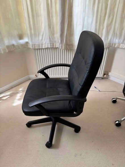 Photo of free Computer chair (Welham Green AL9) #1