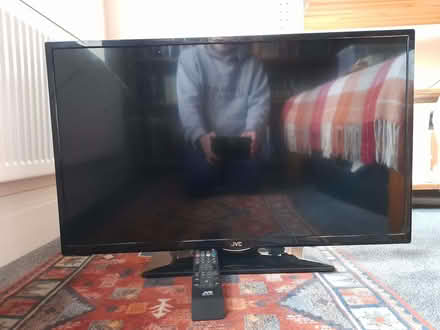 Photo of free TV with DVD (Brandwood End B30) #1