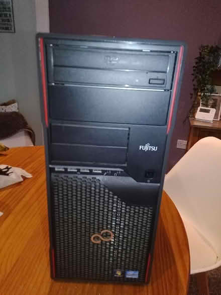 Photo of free Fujitsu Celsius Computer i5 Windows 10 WiFi (Walton on the Hill L4) #1