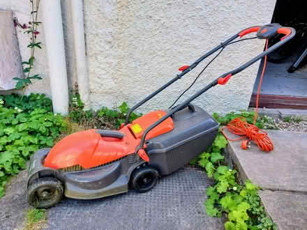 Photo of free Lawnmower (Giffnock G46) #1