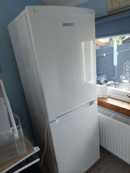 Photo of free Fridge/Freezer (Cardenden KY5) #1