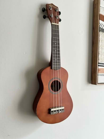 Photo of free Decorative Ukulele (So19 9ah) #2