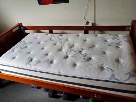 Photo of free Twin Luxury Beautyrest Mattress (Oakland) #1