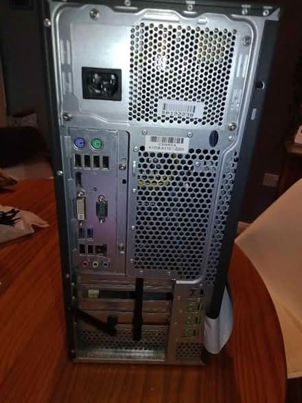 Photo of free Fujitsu Celsius Computer i5 Windows 10 WiFi (Walton on the Hill L4) #3