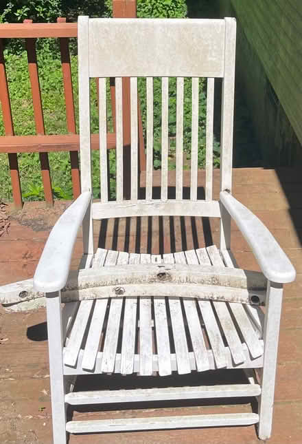 Photo of free Broken rocking chair--yard art? (Dallas, Hickory Gap area) #1