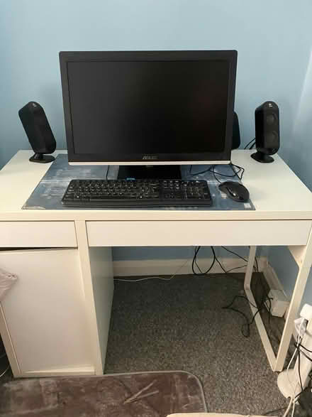 Photo of free Blue Rug and white desk (Se6 2ha) #1