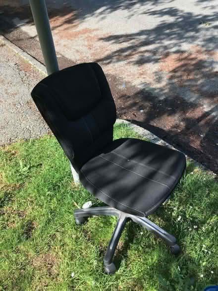 Photo of free Roller riser OFFICE CHAIR (black) (East Van) #1
