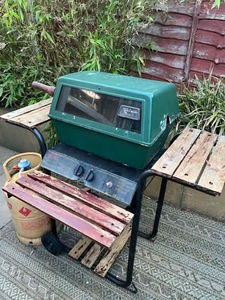 Photo of free Thermos 2-Burner Gas BBQ with Stand (CV3 Cheylesmore) #3