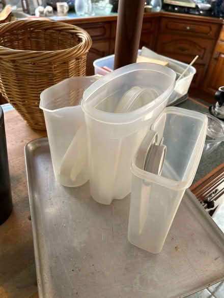 Photo of free Tupperware containers with lids (FY8 St Anne’s) #1