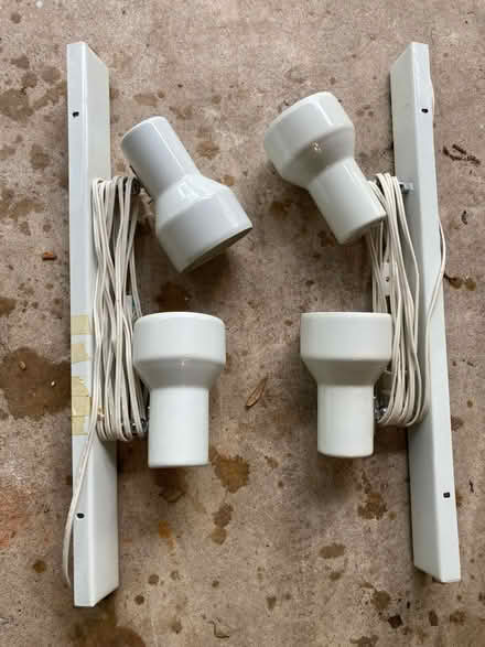 Photo of free Light fixtures (Mandarin) #1