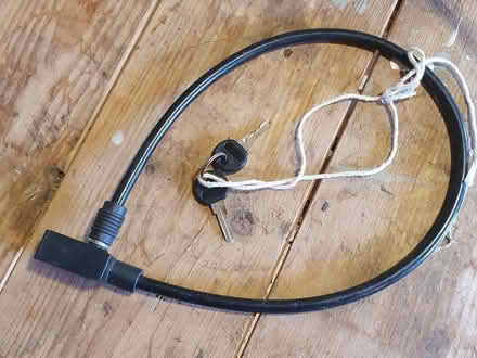 Photo of free Small cable lock, 2 keys (Kidlington OX5) #1