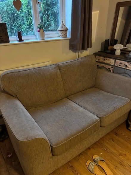 Photo of free Sofa (GU12) #2