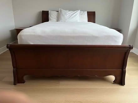 Photo of free Queen sleigh bed and mattress (Downtown Mt Prospect) #2