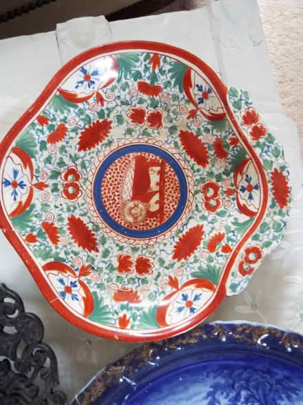 Photo of free 4 x antique plates - damaged - perhaps for garden decor (Bingham NG13) #4