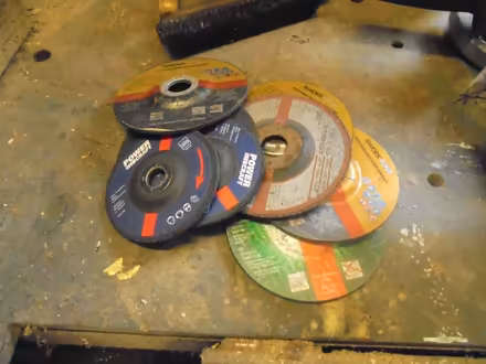Photo of free Grinding Discs various sizes (Hoscar L40) #1