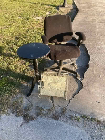 Photo of free Curb Alert (NE Ocala) #1