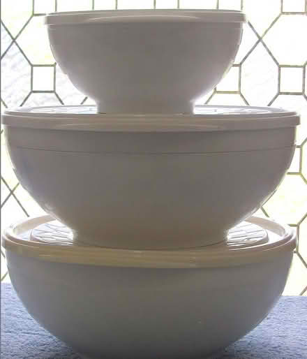 Photo of free Pampered Chef Chillzanne Bowls (Boonton) #2