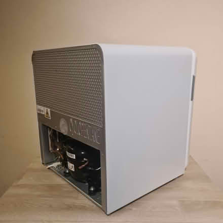 Photo of free Comfeè Refrigerator (TW7) #3