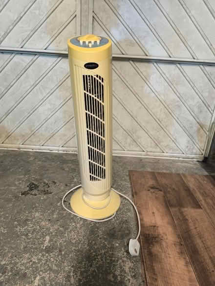 Photo of free Fan (Allerton BD15) #3