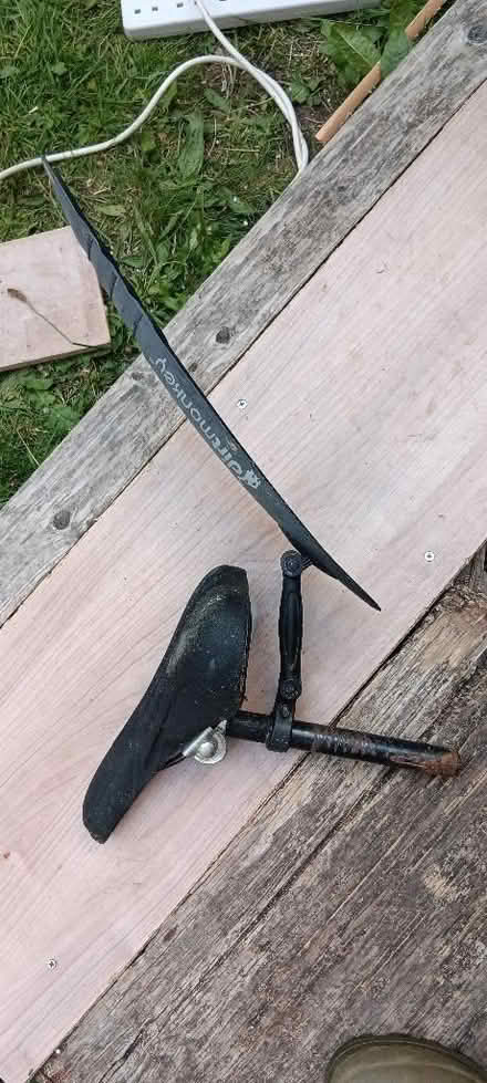 Photo of free Bicycle Seat with Mud Guard (Rakegate Estate WV10) #2