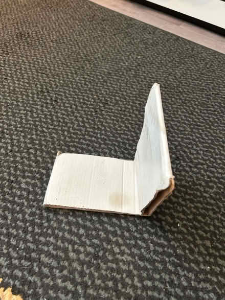 Photo of free Floating book shelve (Jennetts park RG12) #4
