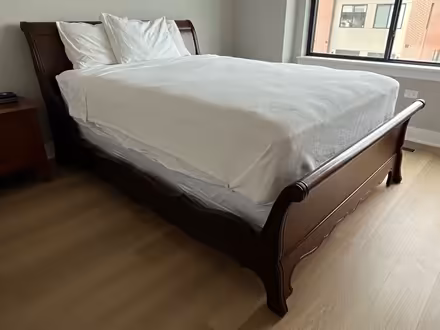 Photo of free Queen sleigh bed and mattress (Downtown Mt Prospect) #1