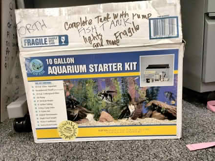 Photo of free 10 gallon Aquarium (Willow Glen) #1
