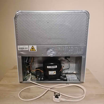 Photo of free Comfeè Refrigerator (TW7) #4
