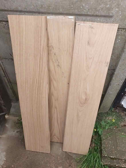 Photo of free Old laminate flooring (Raynes Park SW20) #1