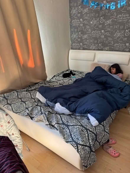 Photo of free Cream leather double bed (Parkhead Glasgow) #1
