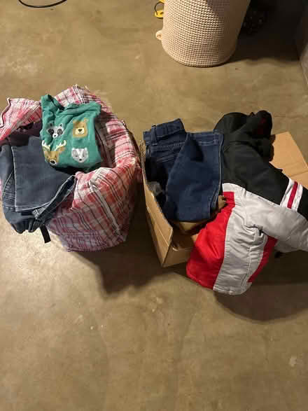 Photo of free 4T boys clothes (Norwood Park) #1