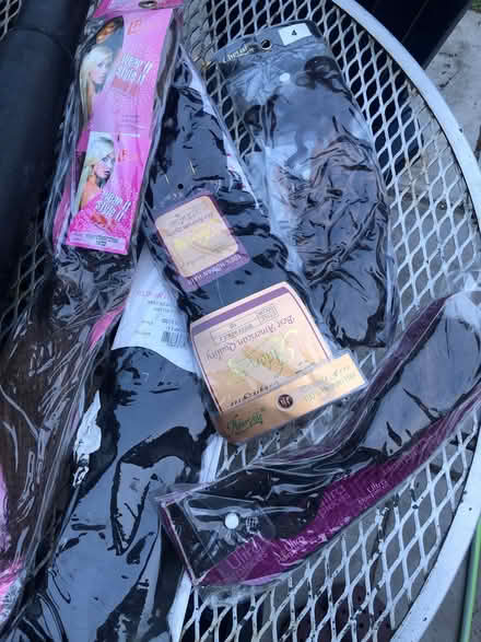 Photo of free Hair extensions (bundle 2) (Cavendish DE23) #1