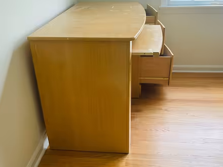 Photo of free Desk with drawers (Skillman, NJ) #4