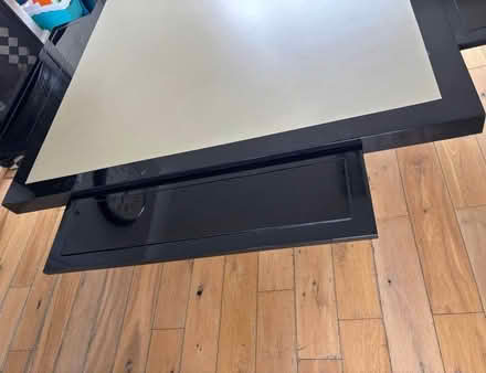 Photo of free Large coffee table (Nw4) #4