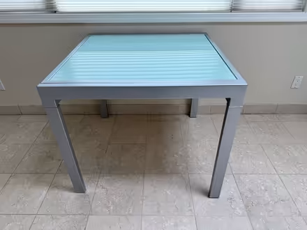 Photo of free Expandable glass table (Mount Vernon, NY) #1