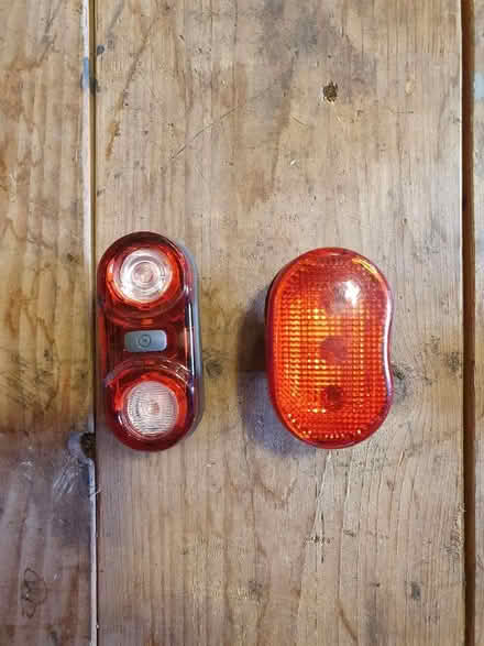 Photo of free 2 bicycle rear lights (Kidlington OX5) #1