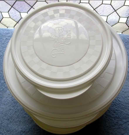 Photo of free Pampered Chef Chillzanne Bowls (Boonton) #1