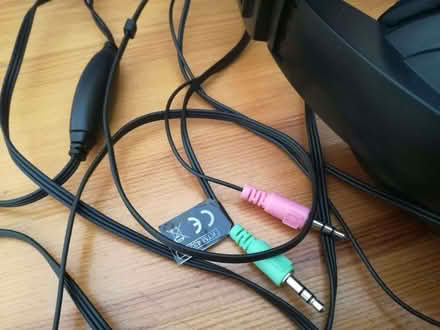 Photo of free PC Headset/Headphones with Microphone (Westhoughton BL5) #2