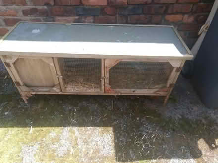 Photo of free Rabbit/guinea pig hutch (Wallasey CH44) #3