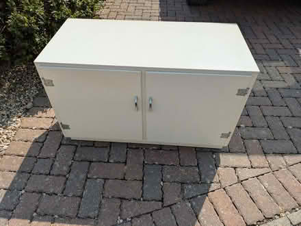 Photo of free White cupboard unit (Bracklesham) #1