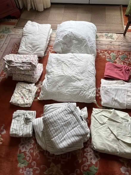 Photo of free bedding (niagara-on-the-lake) #1