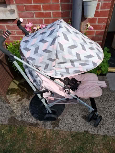 Photo of free Pram (BT14) #1
