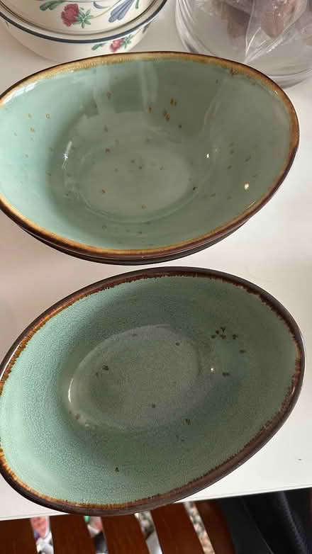Photo of free Lenox serving bowl & other bowls (Jersey city) #2