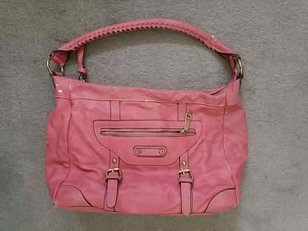 Photo of free Handbag Pink Useable (New Penshaw NE38) #4
