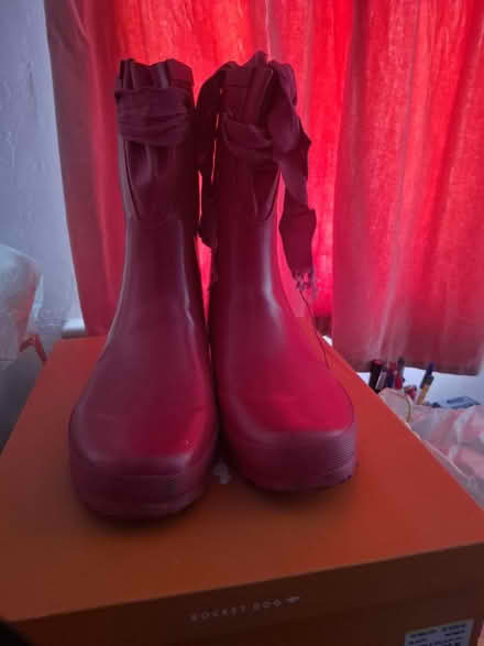Photo of free joules pink gumboots (CB5 8PA) #3