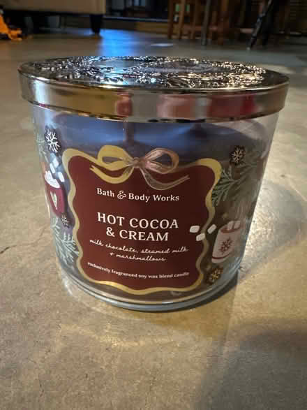 Photo of free Hot chocolate scented candle (Norwood Park) #1